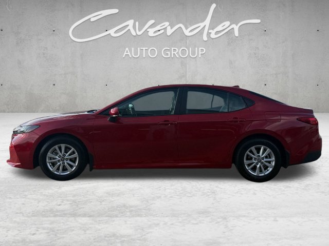 Used 2025 Toyota Camry LE w/ Convenience Package FWD image 13
