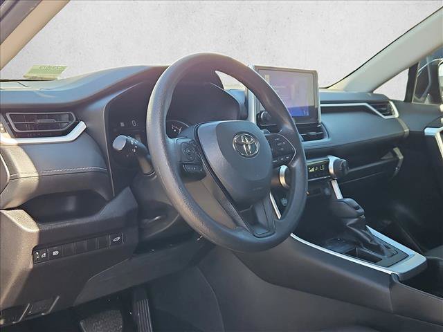 Used 2024 Toyota RAV4 XLE w/ Convenience Package FWD image 10