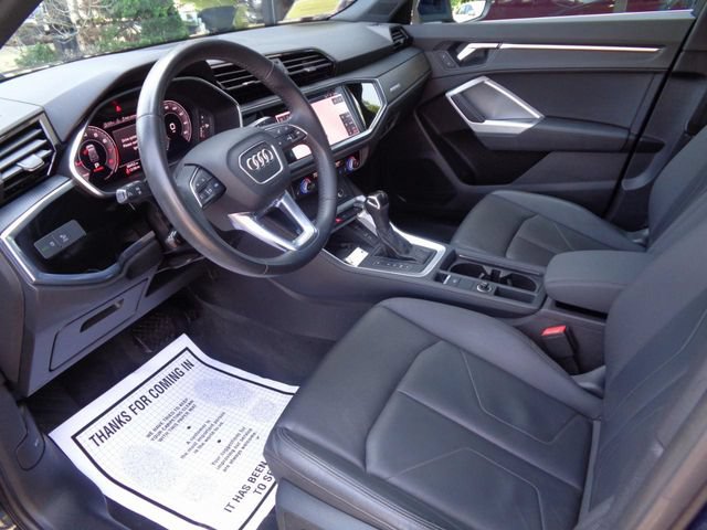 Used 2020 Audi Q3 2.0T Premium Plus w/ Premium Plus Package AWD/4WD image 10