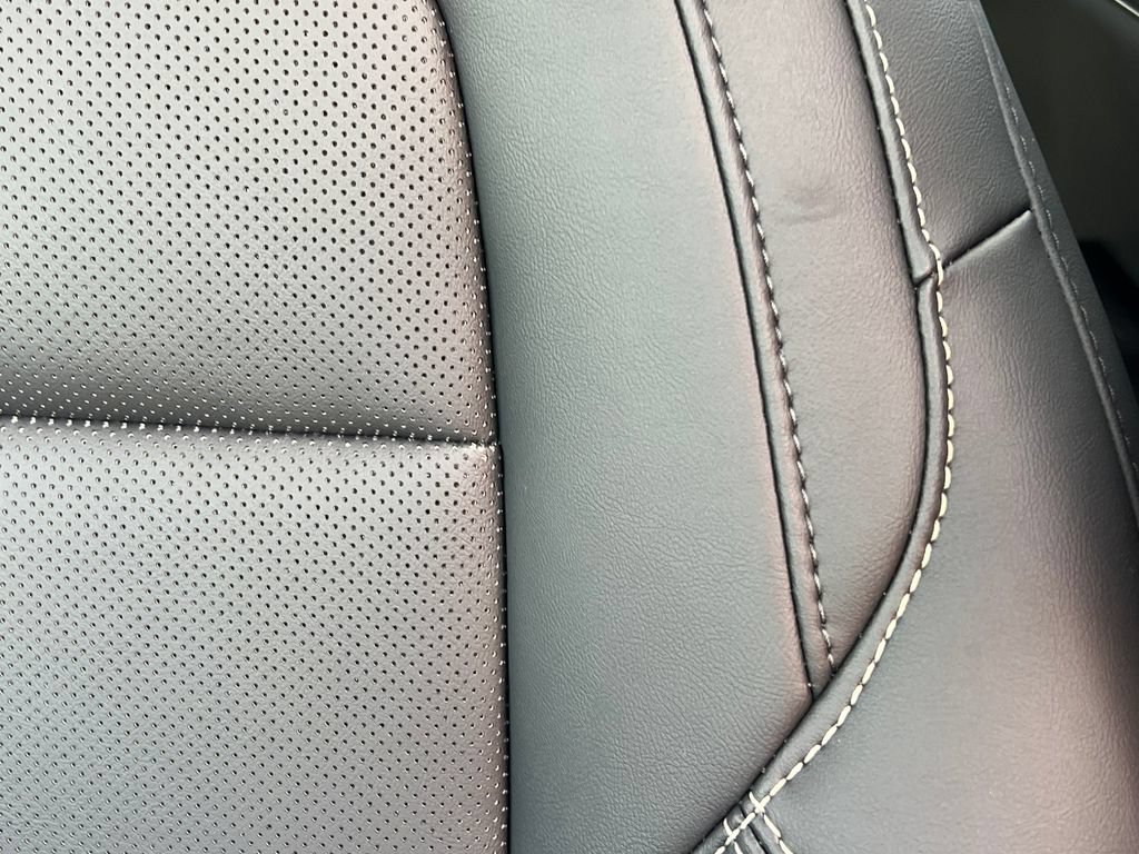 New 2027 GMC Terrain Elevation w/ Elevation Premium Package AWD/4WD image 12