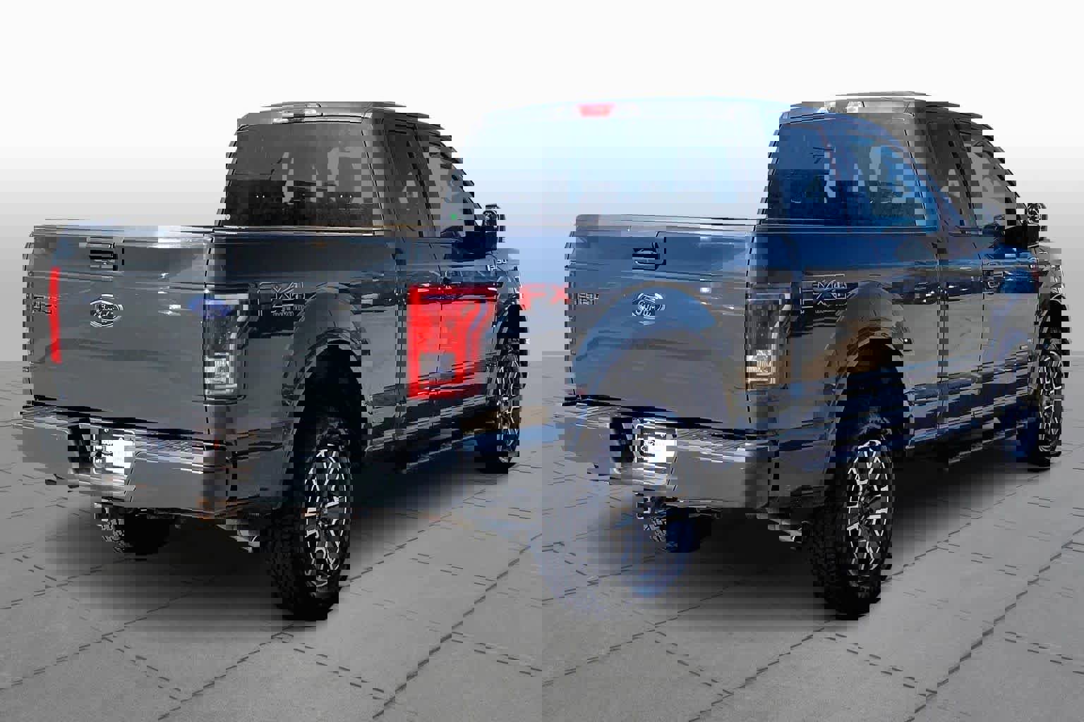 Used 2016 Ford F150 XLT w/ Equipment Group 301A Mid image 24