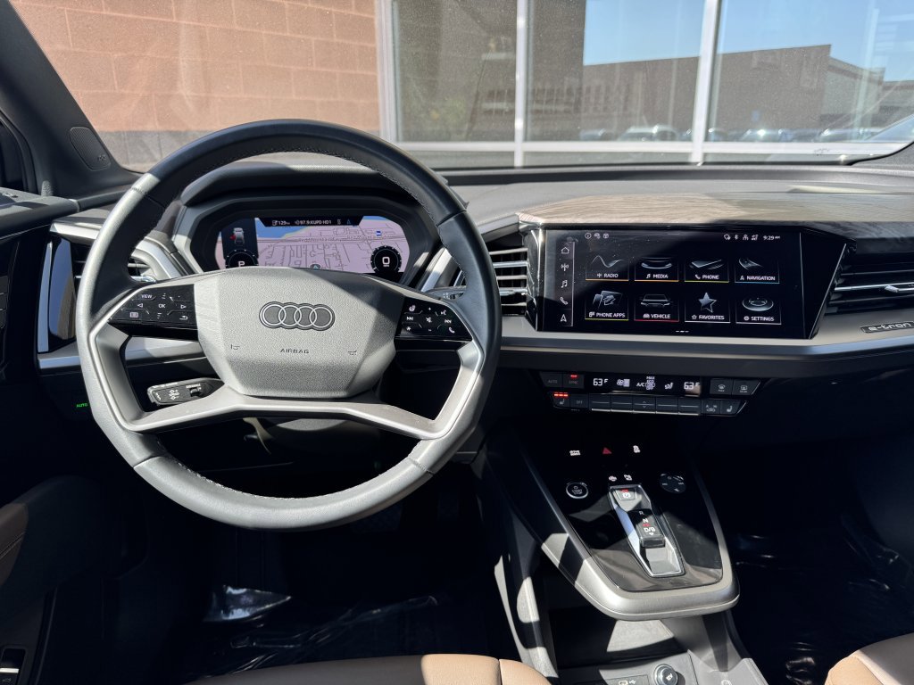 Used 2024 Audi Q4 e-tron Premium Plus w/ Premium Plus image 16