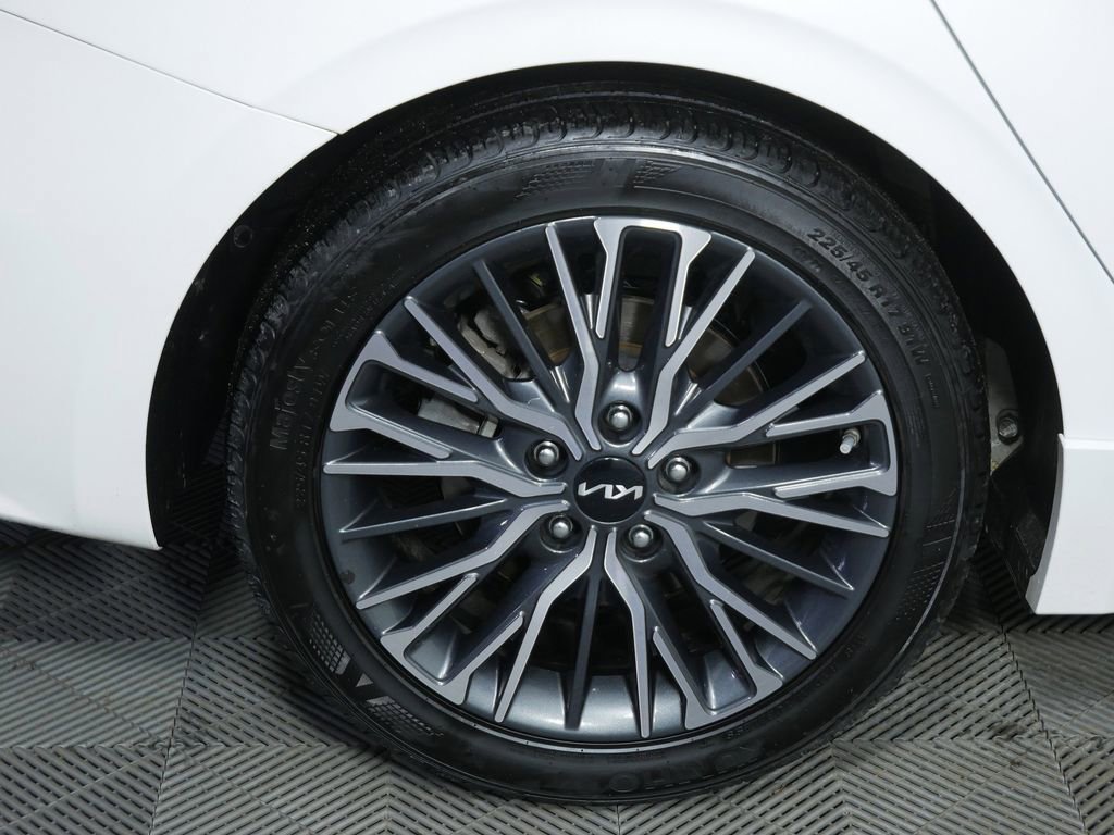 Certified 2023 Kia Forte GT-Line w/ GT-Line Premium Package image 11