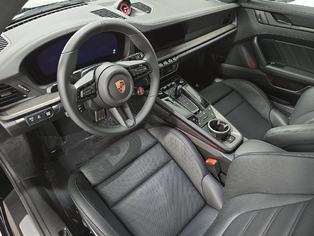 Certified 2026 Porsche 911 Carrera S RWD image 4