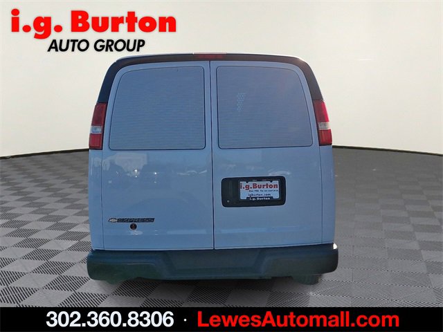 Used 2019 Chevrolet Express 2500 image 5