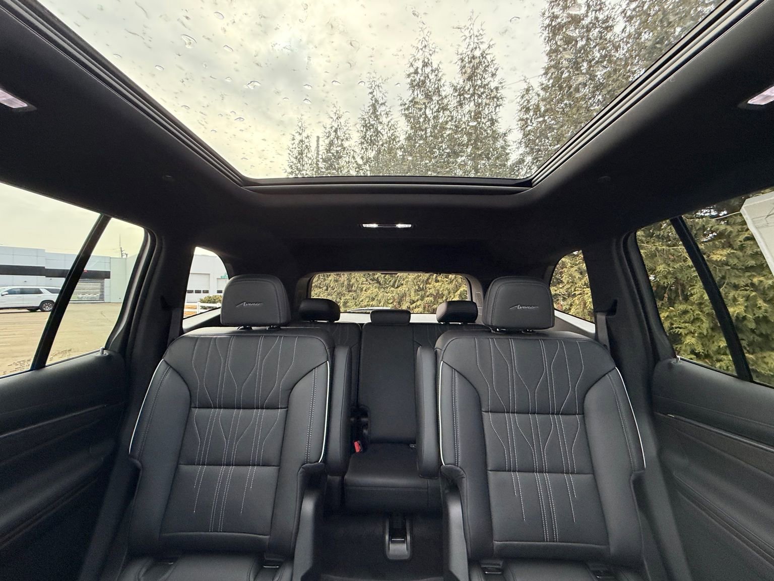 New 2026 Buick Enclave Avenir w/ Super Cruise Package image 3