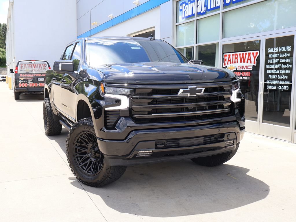 Used 2025 Chevrolet Silverado 1500 High Country w/ Midnight Edition AWD/4WD image 48