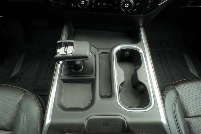 Used 2025 Chevrolet Silverado 1500 High Country w/ High Country Premium Package AWD/4WD image 24