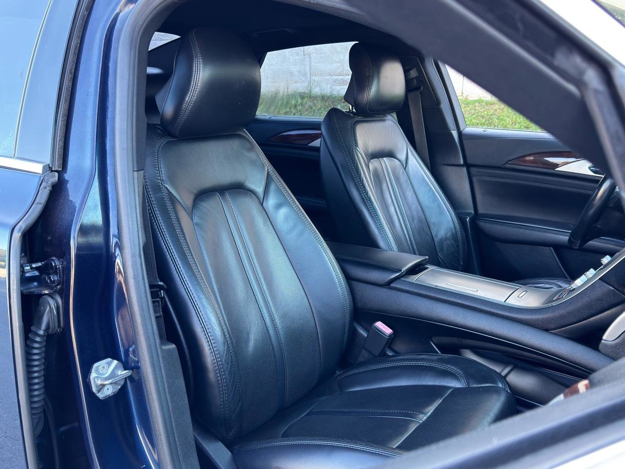 Used 2017 Lincoln MKZ Reserve w/ Climate Package FWD image 35