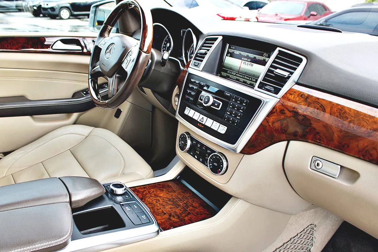 Used 2014 Mercedes-Benz ML 350 4MATIC image 32