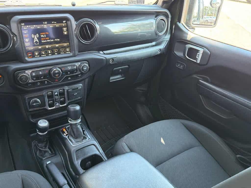 Used 2022 Jeep Gladiator Sport AWD/4WD image 26