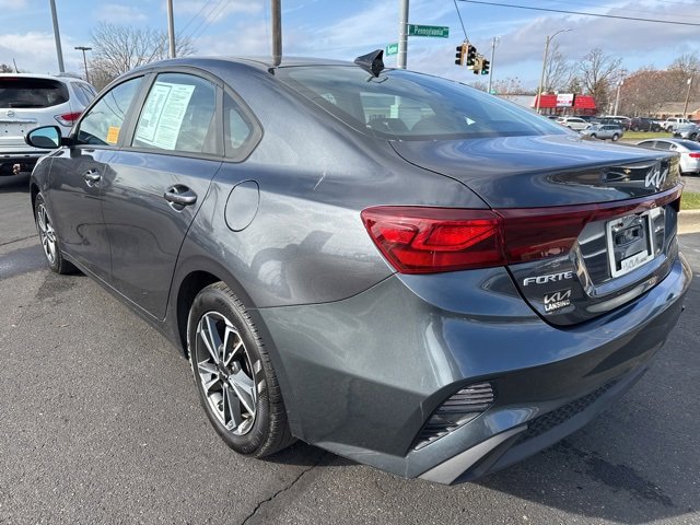 Used 2023 Kia Forte LXS image 5