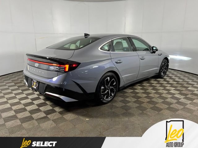 Used 2025 Hyundai Sonata SEL FWD image 5