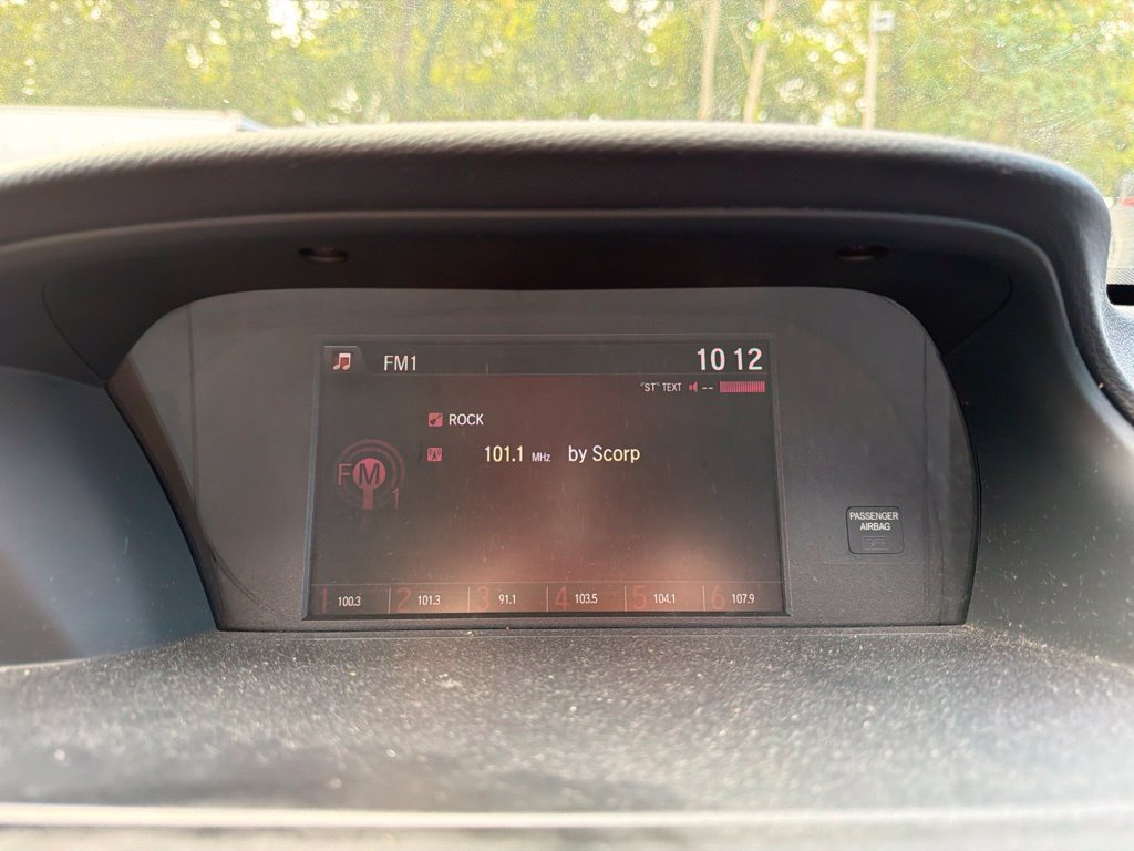 Used 2017 Honda Accord Sport image 25