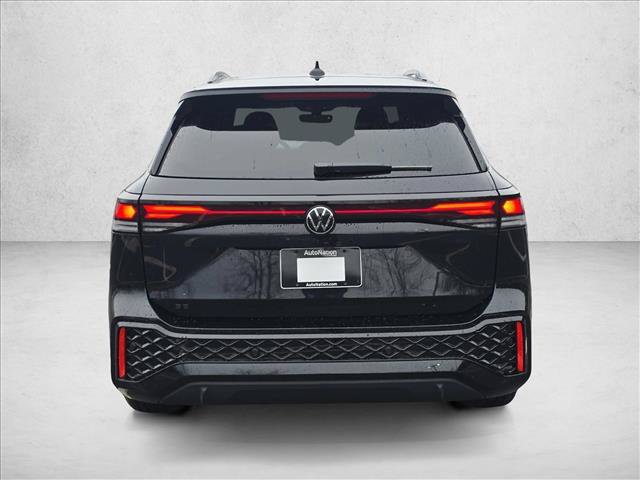 New 2026 Volkswagen Tiguan SE R-Line FWD image 4