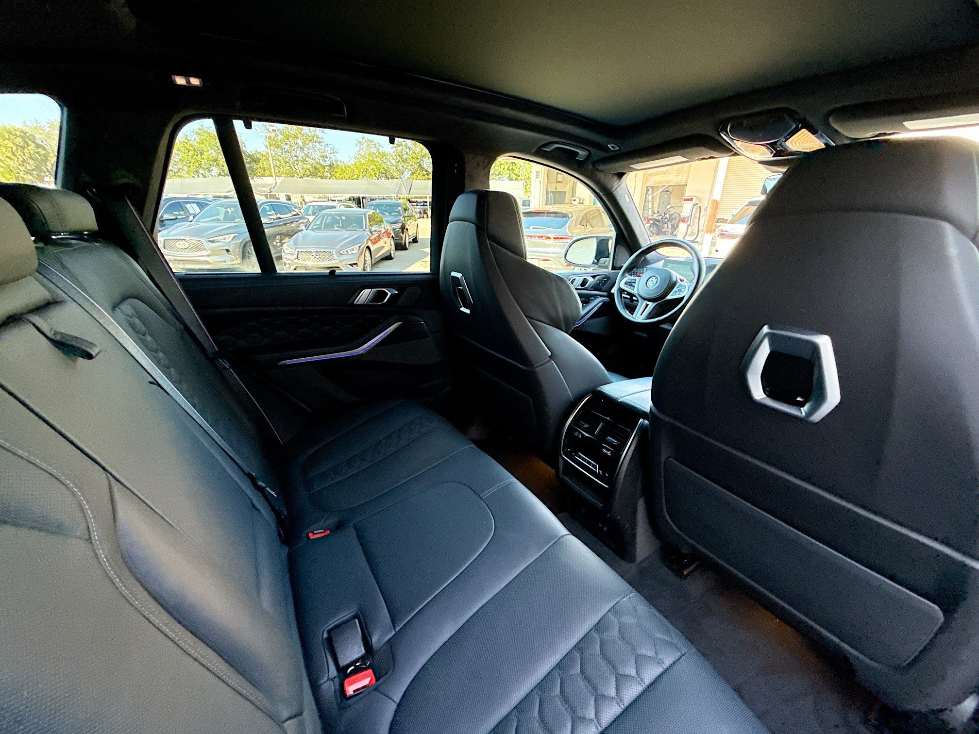 Used 2024 BMW X5 M Competition w/ Executive Package image 29