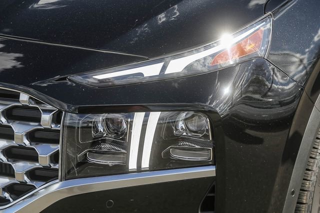 Certified 2023 Hyundai Santa Fe Limited image 8