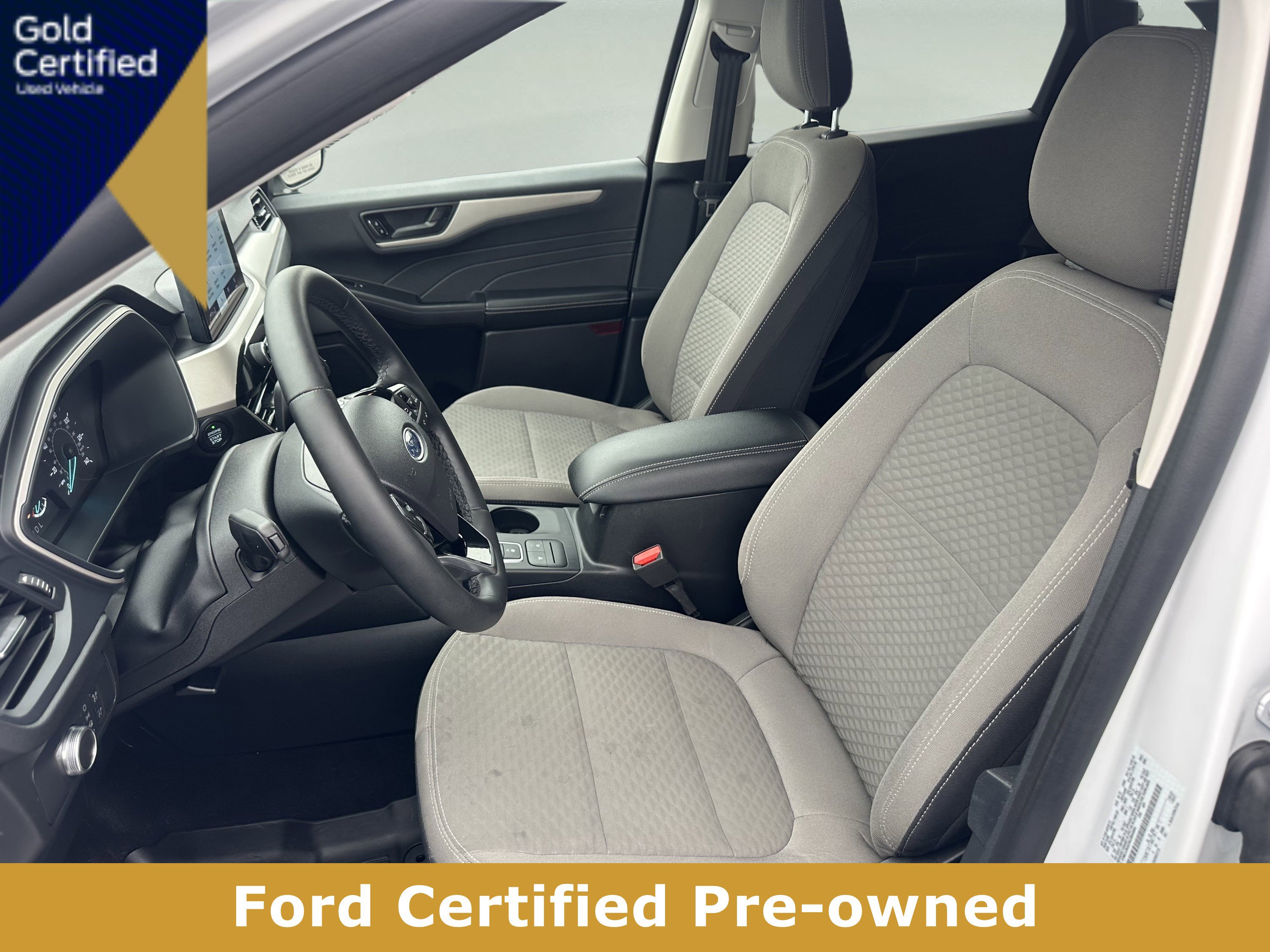 Certified 2022 Ford Escape SE w/ SE Sport Appearance Package image 9