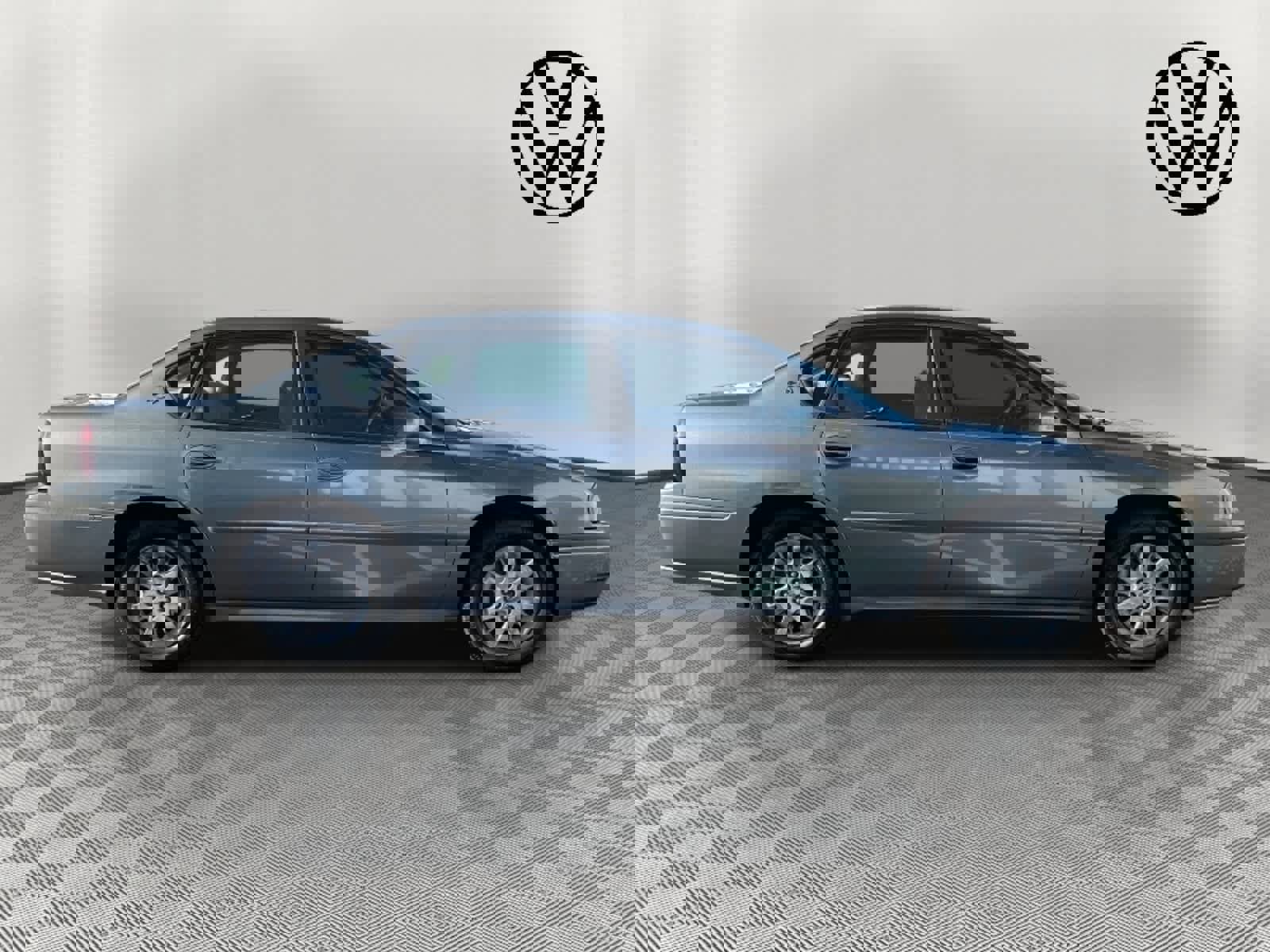 Used 2005 Chevrolet Impala w/ Preferred Equipment Group image 2