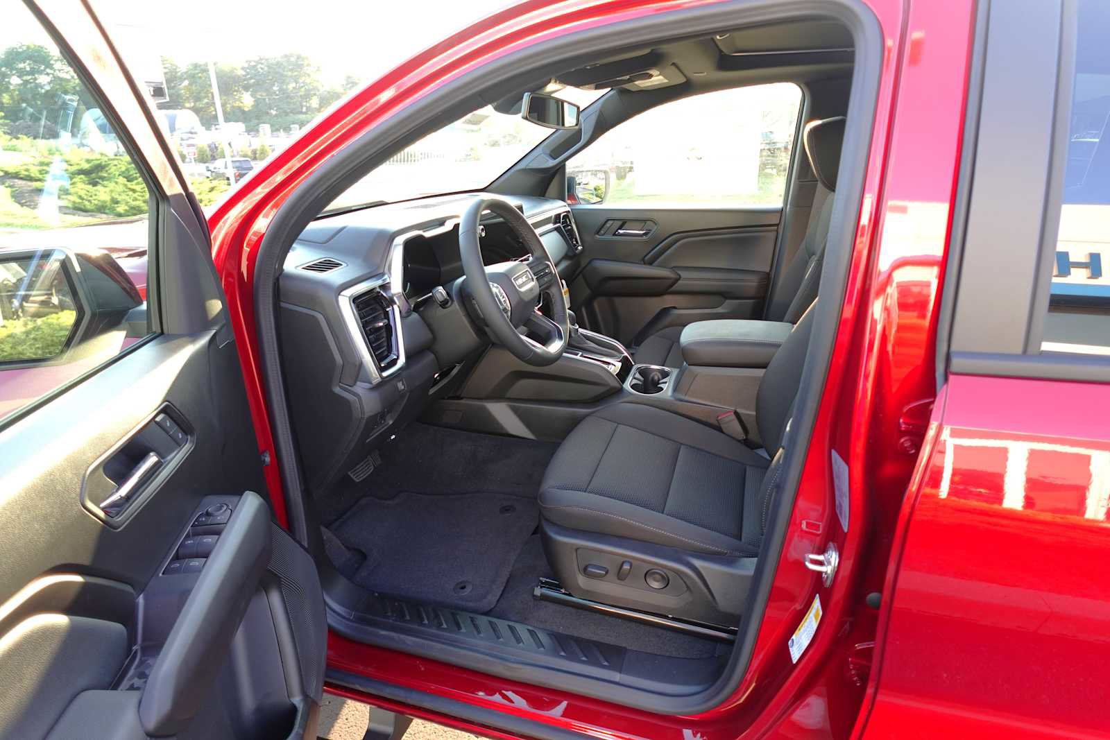 New 2026 GMC Canyon Elevation w/ Convenience Package image 12