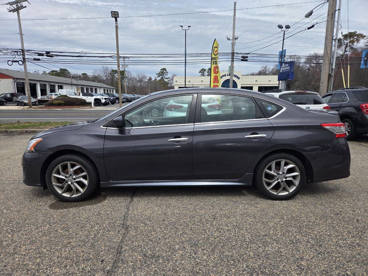 Used 2013 Nissan Sentra SR w/ Electronics Pkg image 4