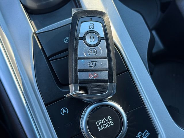 Used 2023 Ford Explorer XLT w/ Equipment Group 202A image 10