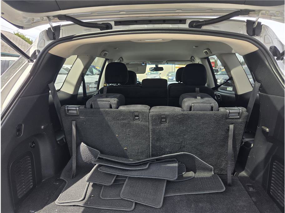 Used 2015 Nissan Pathfinder SV AWD/4WD image 34