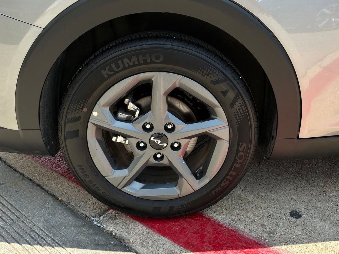 Used 2025 Kia K4 FWD image 9