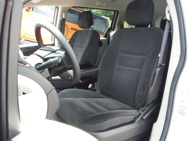 Certified 2019 Dodge Grand Caravan SE FWD image 4