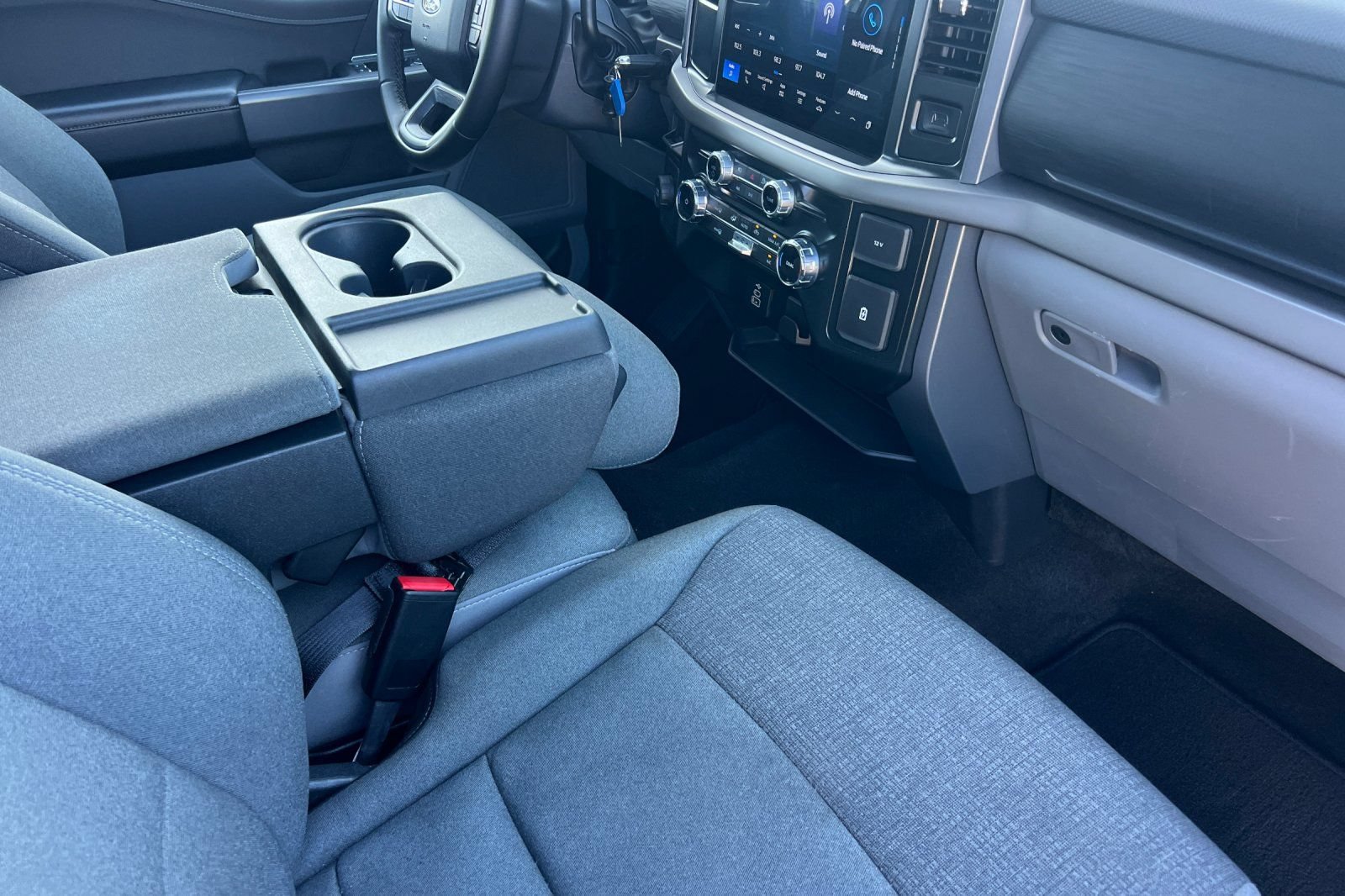 Used 2025 Ford F150 XLT w/ Equipment Group 301A Standard RWD image 16