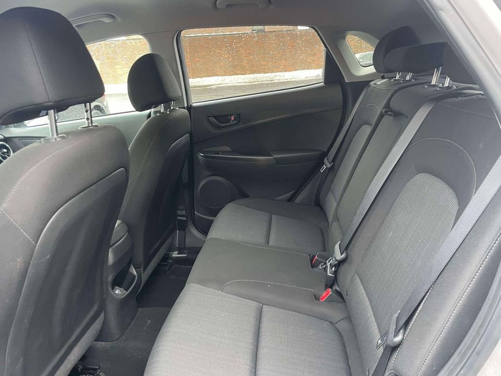 Used 2023 Hyundai Kona SEL image 12