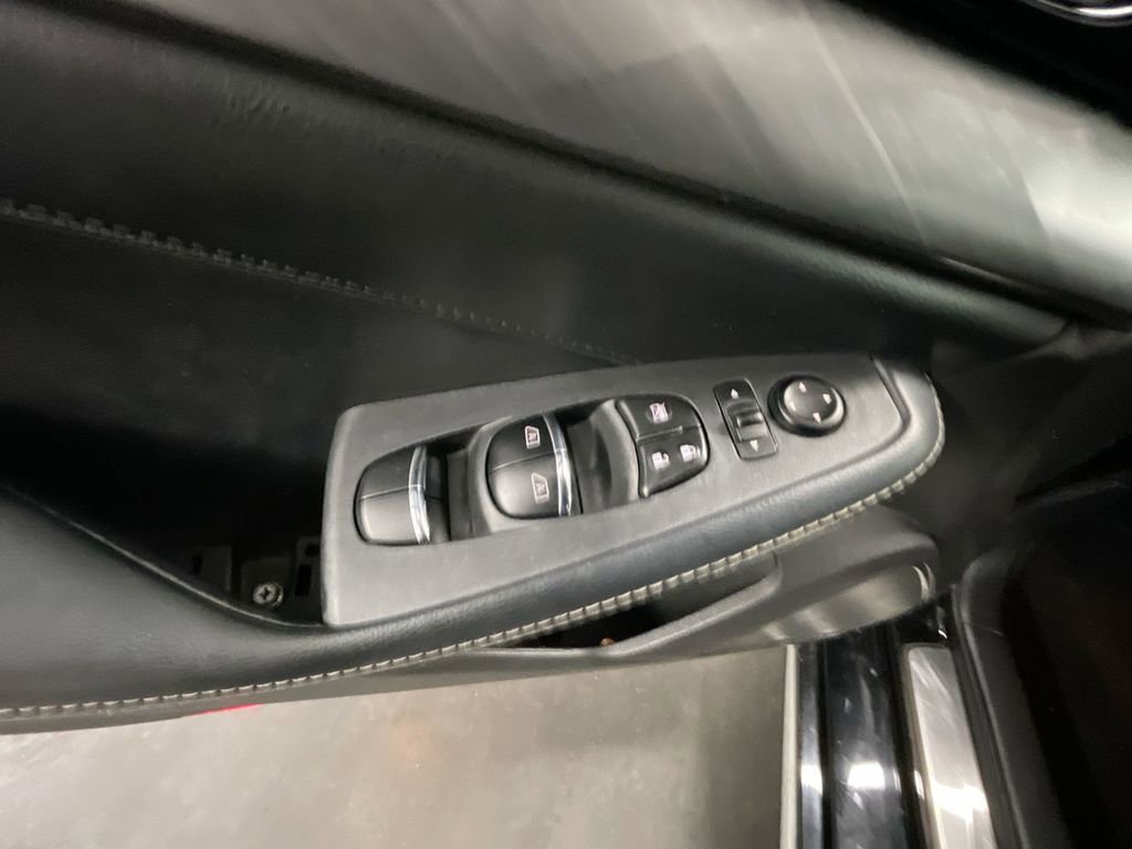 Used 2017 Nissan Maxima 3.5 SV w/ Dynamic Package image 23
