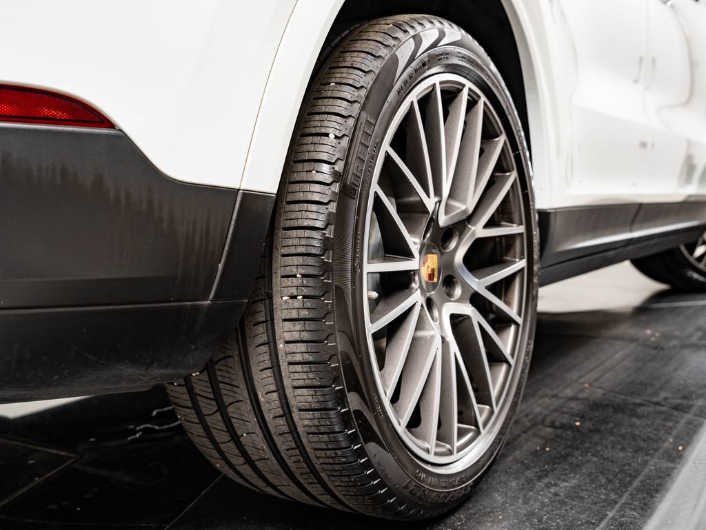 Certified 2020 Porsche Cayenne AWD/4WD image 50