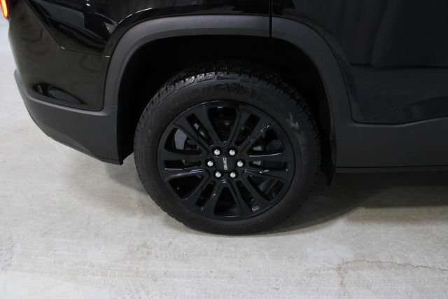Used 2022 GMC Acadia SLT w/ Elevation Edition image 37