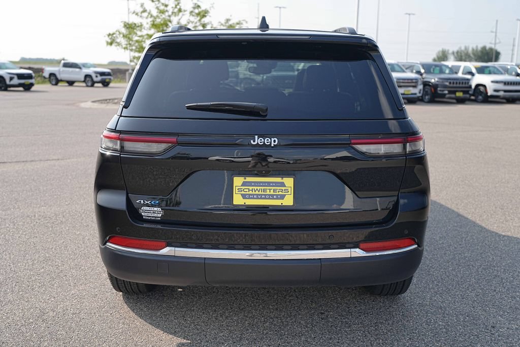 Used 2024 Jeep Grand Cherokee Limited 4xe AWD/4WD image 7