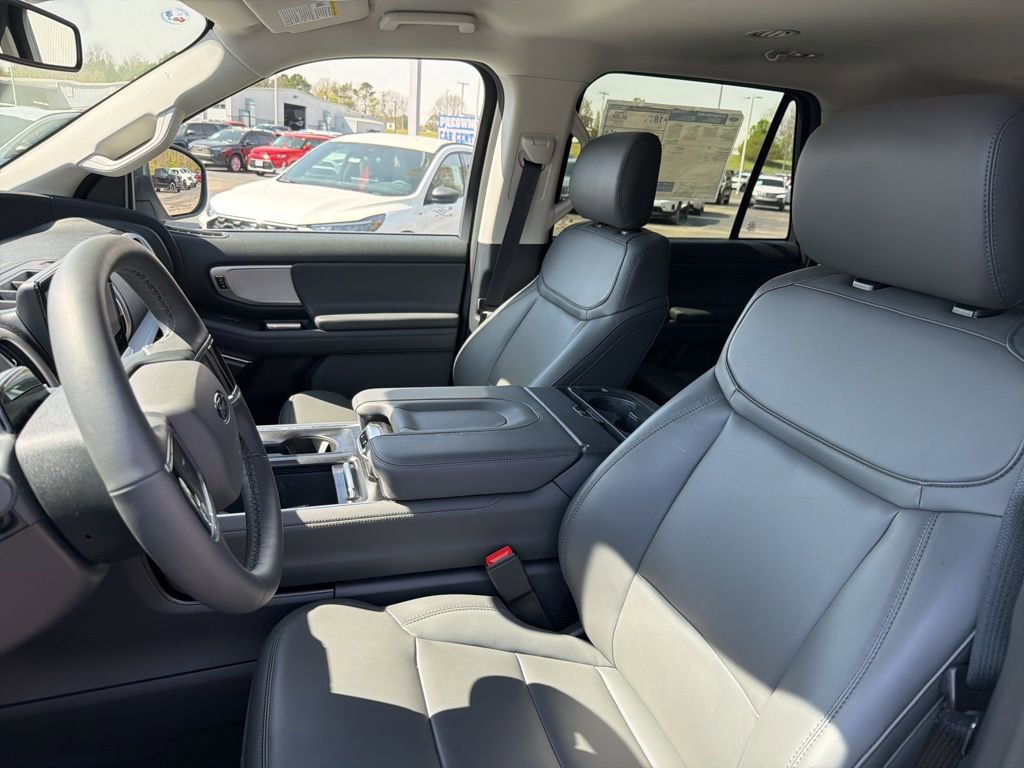 New 2026 Ford Expedition Max Active image 25