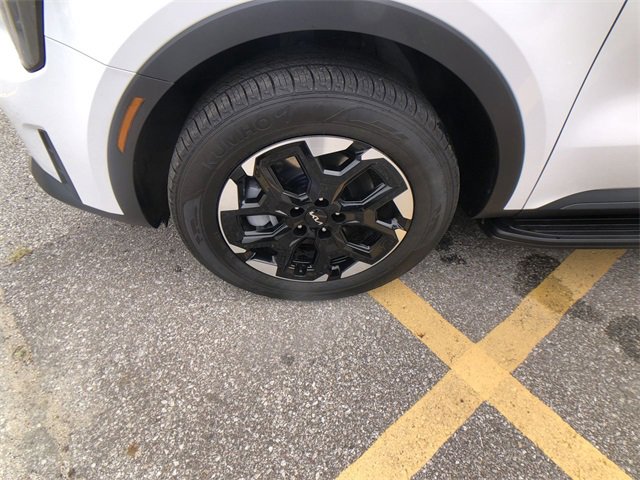 New 2025 Kia Sorento S image 10