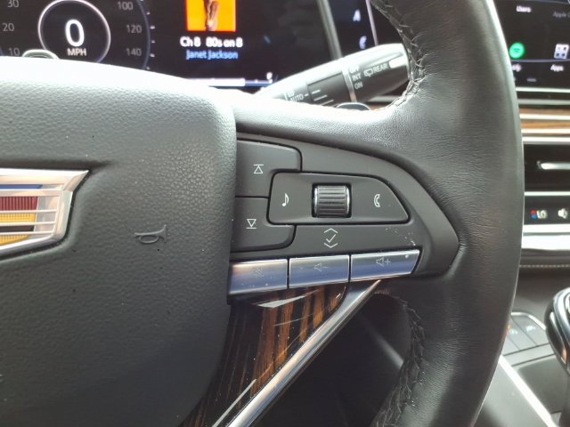 Used 2024 Cadillac Escalade Premium Luxury AWD/4WD image 36