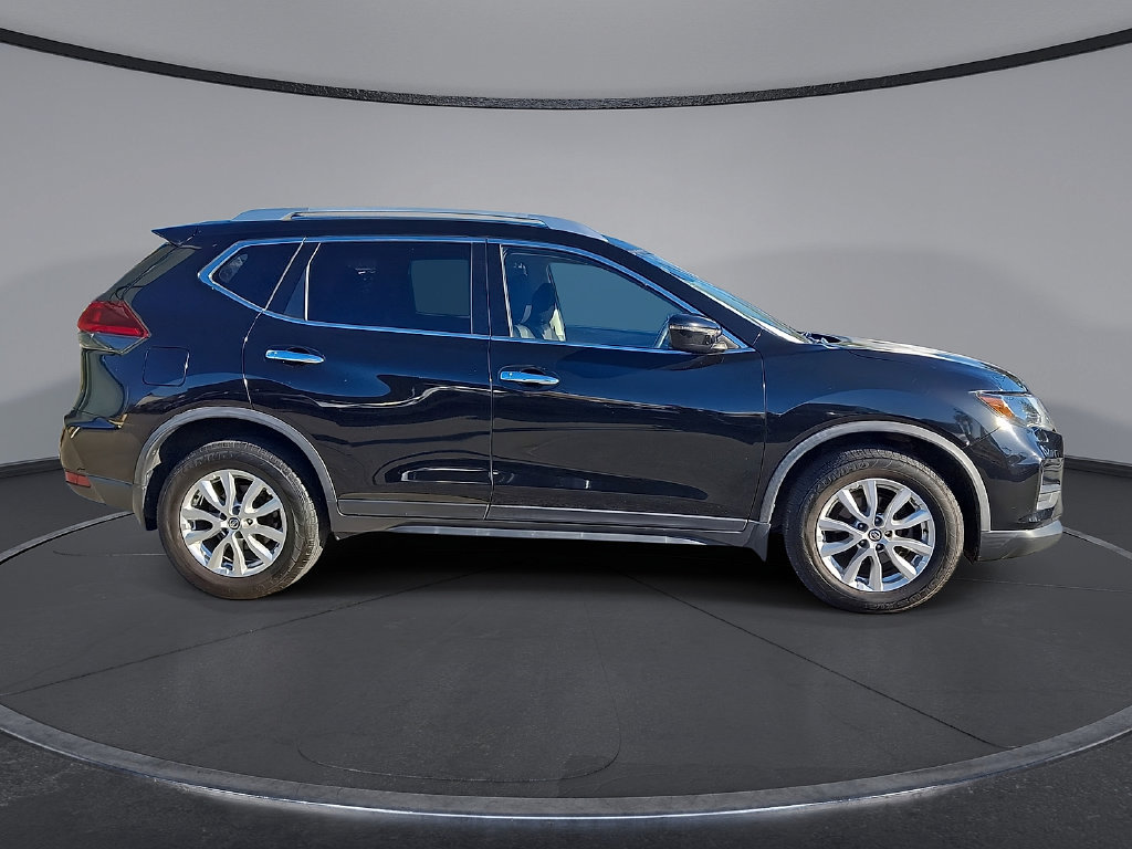 Used 2020 Nissan Rogue S w/ Special Edition Package FWD image 6