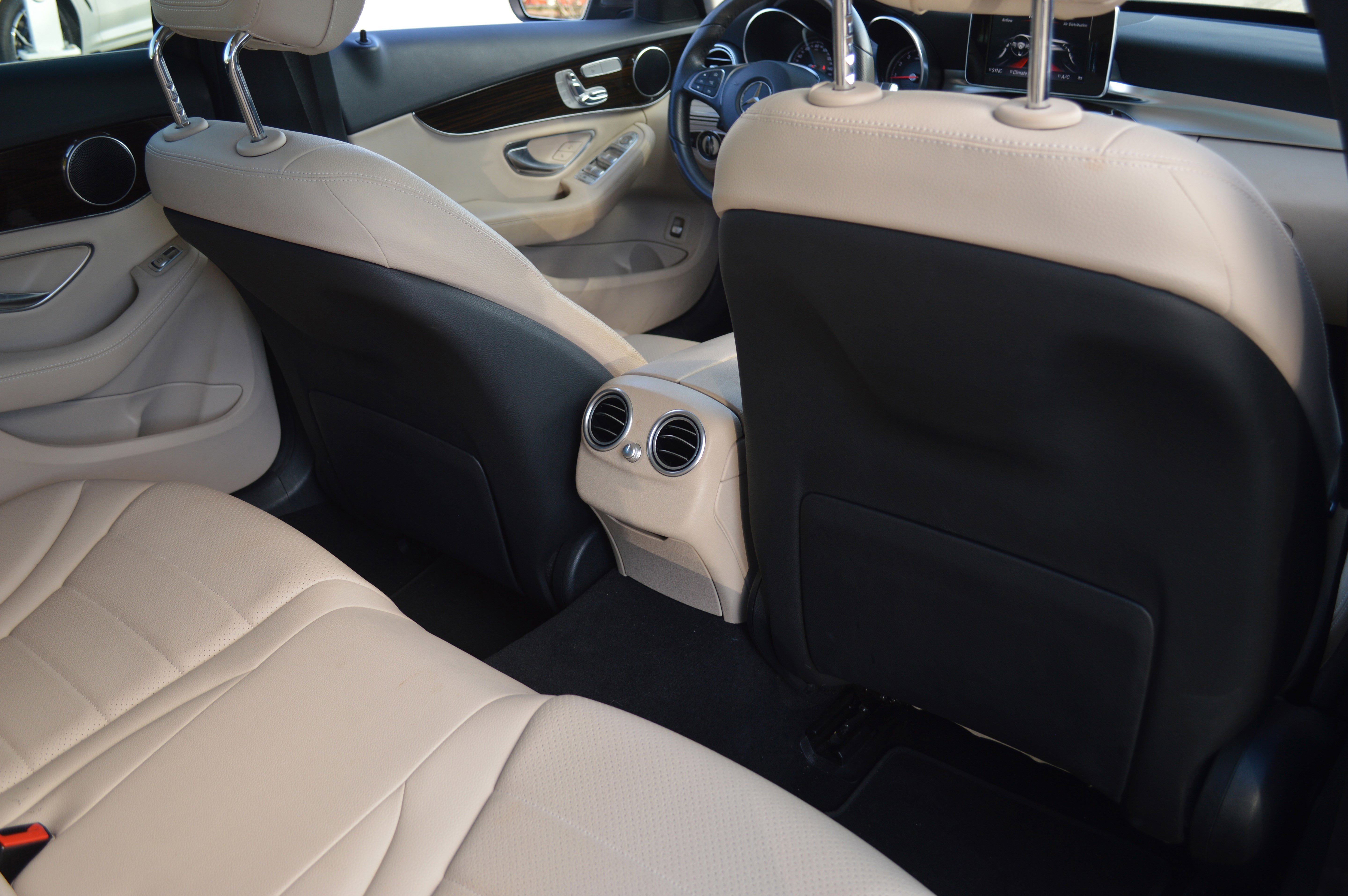 Used 2018 Mercedes-Benz C 300 Sedan image 34