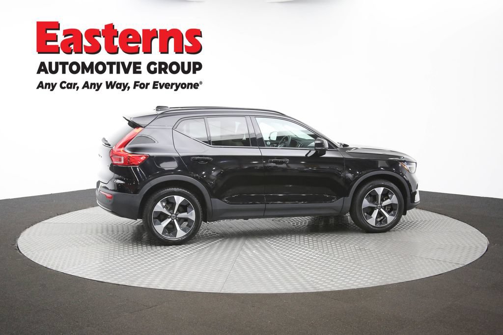 Used 2023 Volvo XC40 B4 Ultimate FWD image 38
