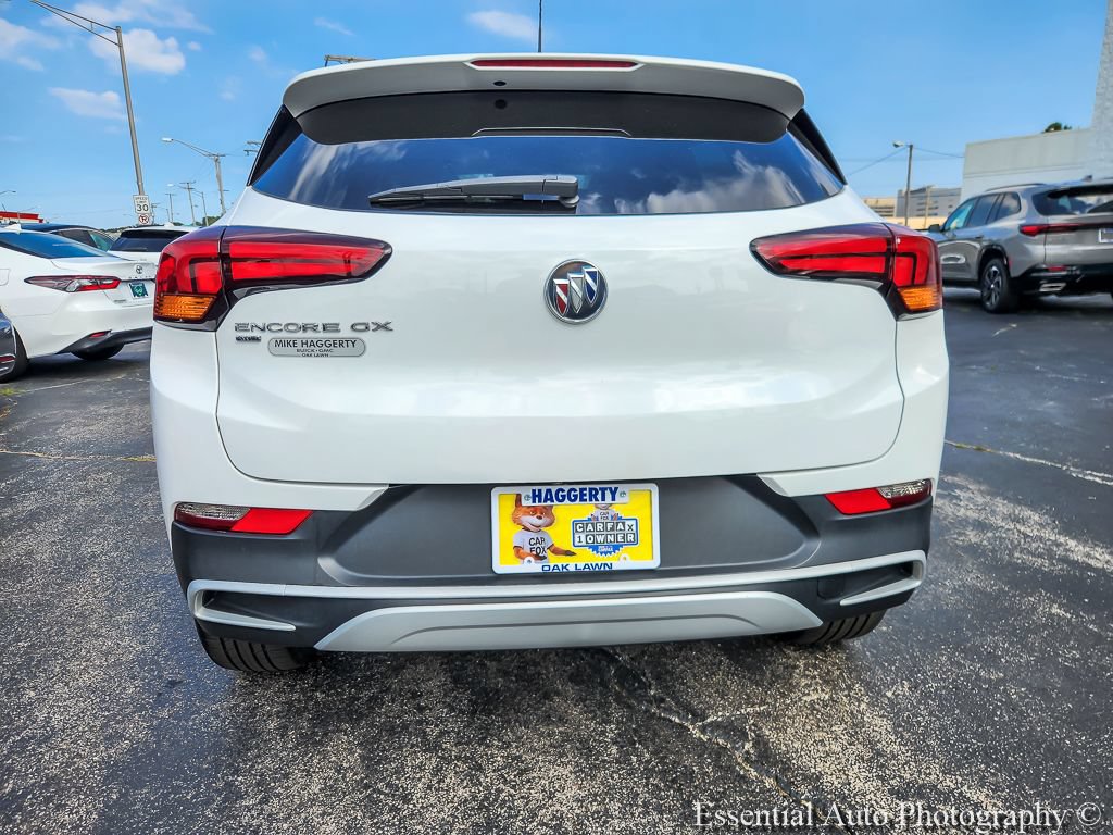 Used 2022 Buick Encore GX Select AWD/4WD image 5