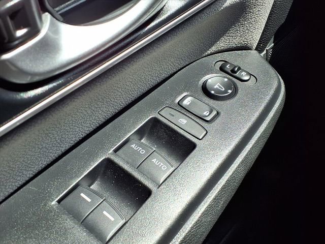 Used 2021 Honda CR-V EX image 16