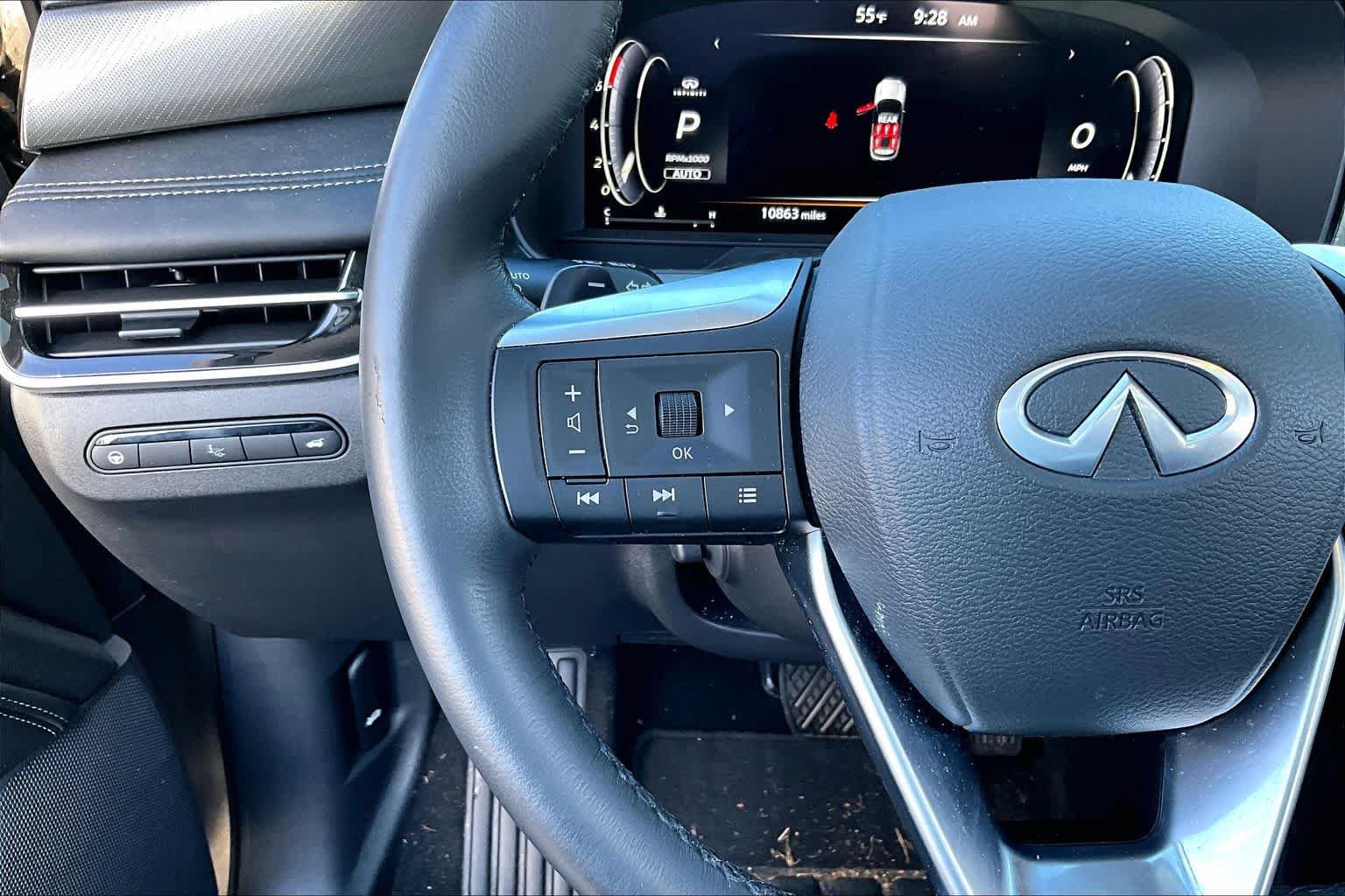 Used 2025 INFINITI QX60 Luxe w/ Vision Package AWD/4WD image 24