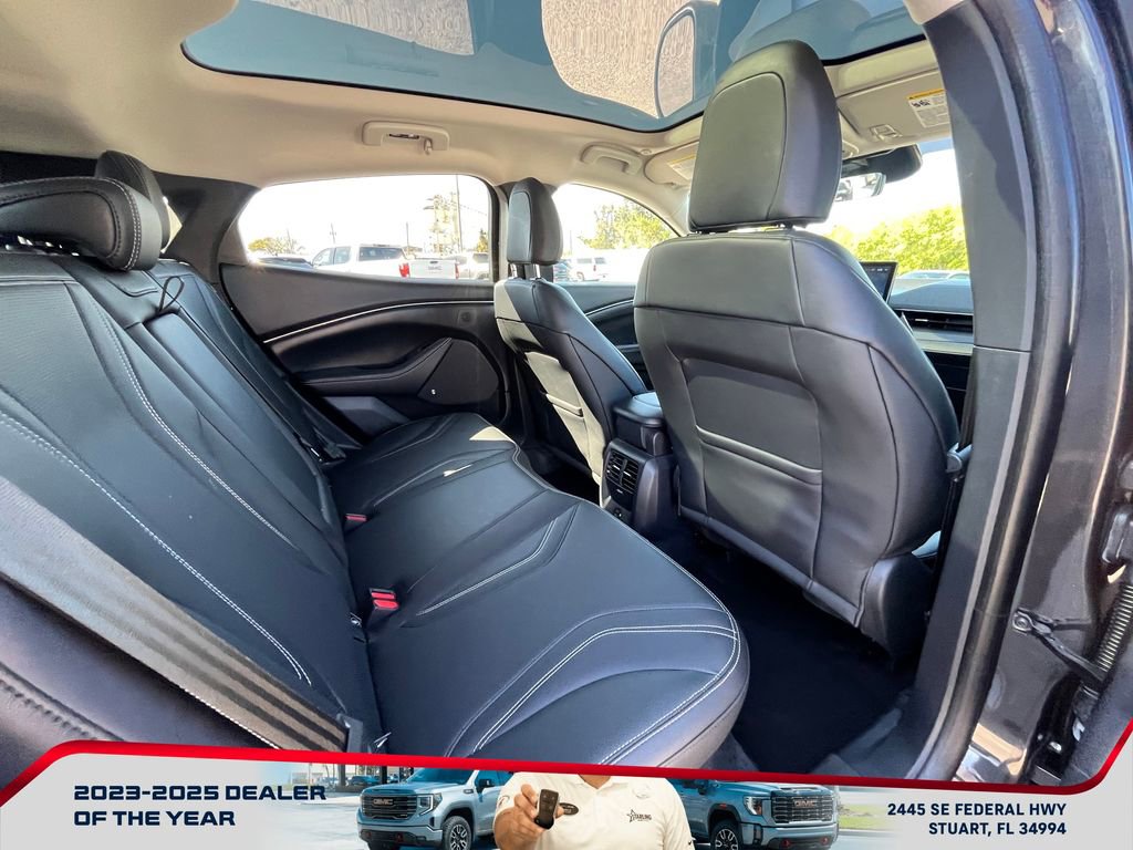 Used 2022 Ford Mustang Mach-E Premium image 18