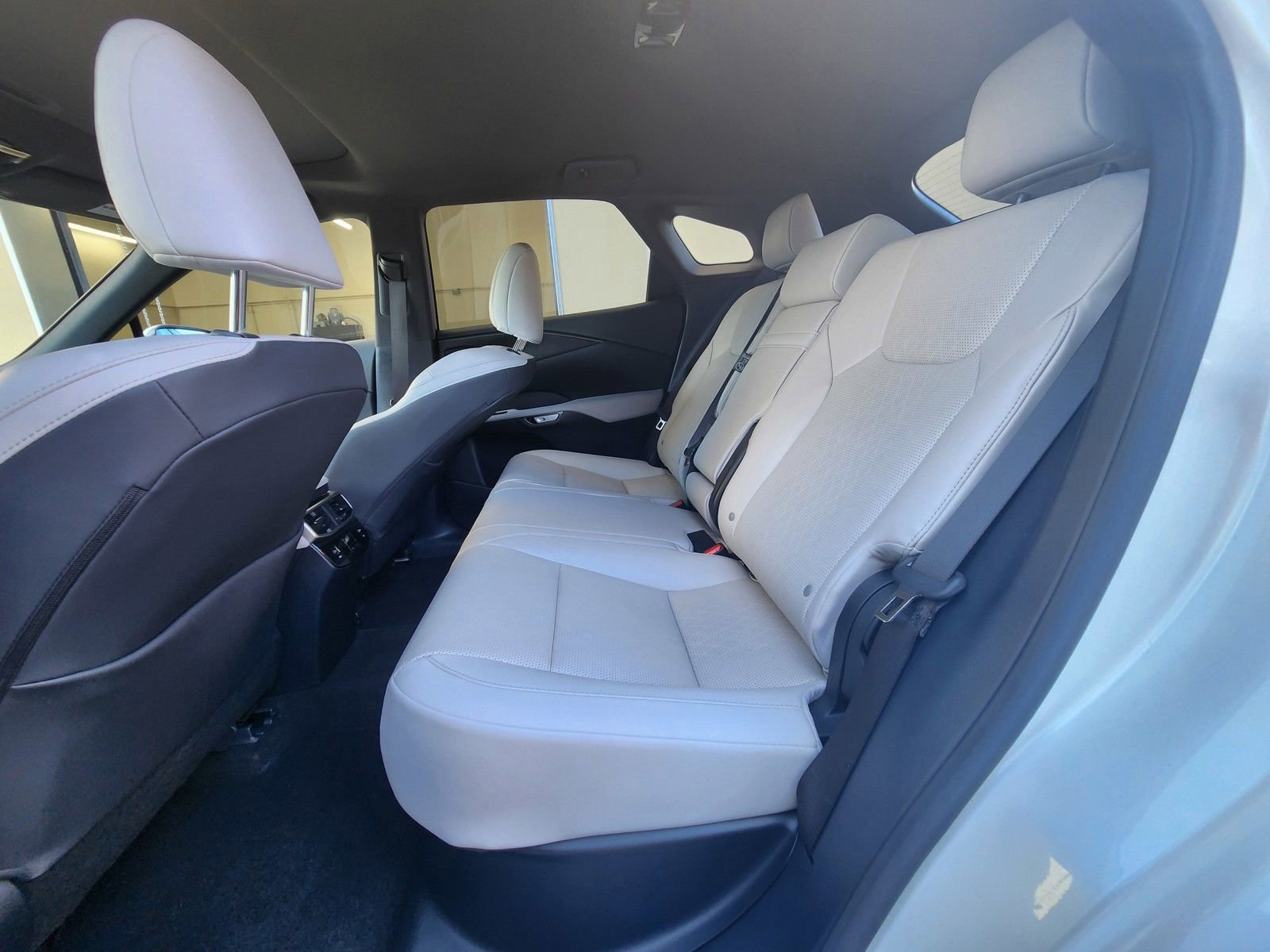 Used 2023 Lexus RX 350 Premium Plus w/ Accessory Package (Z1) image 48
