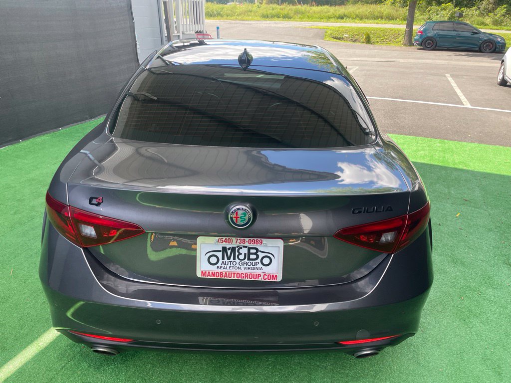 Used 2020 Alfa Romeo Giulia Ti w/ Active Blind Spot Package AWD/4WD image 5