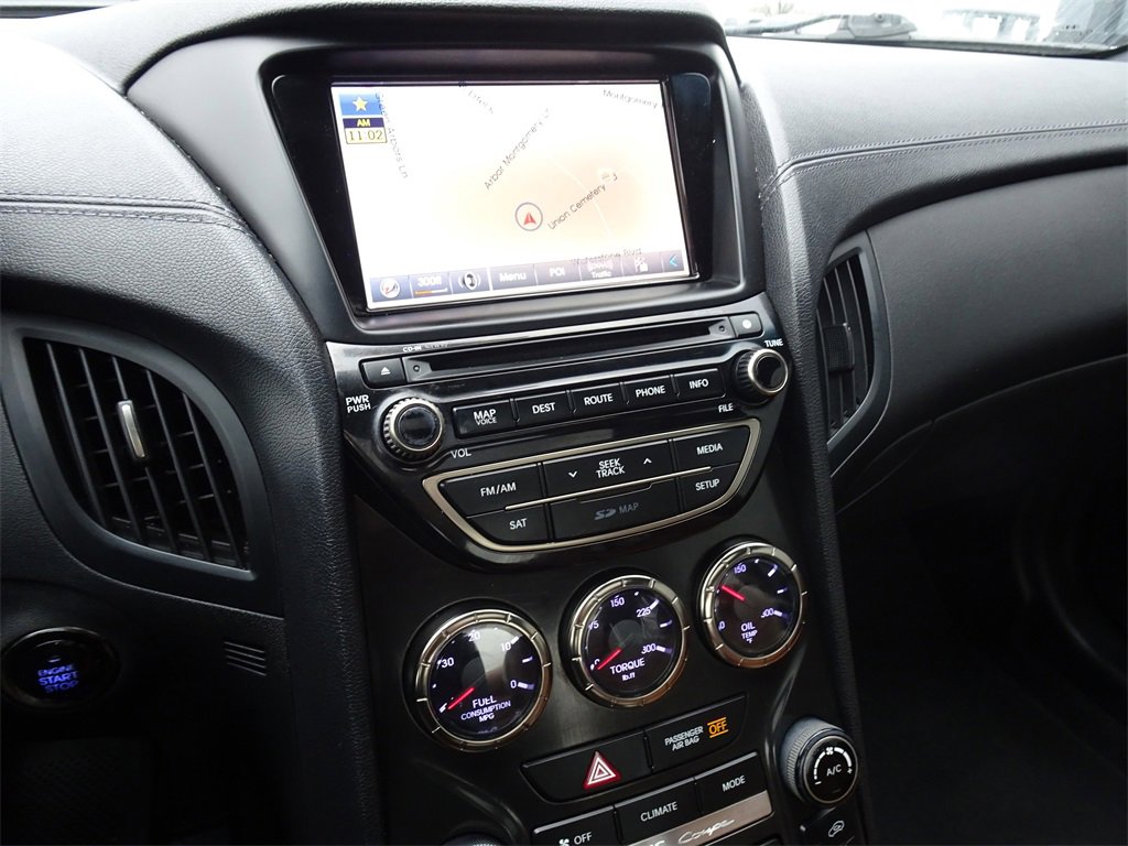 Used 2014 Hyundai Genesis 3.8 image 15