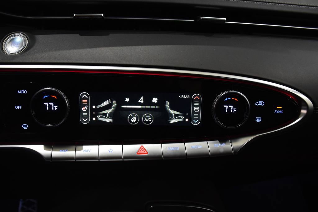 New 2025 Genesis GV70 3.5T Sport w/ Sport Advanced Package image 15