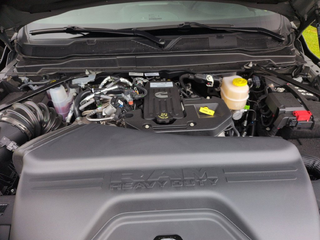New 2026 RAM 3500 Big Horn AWD/4WD image 36